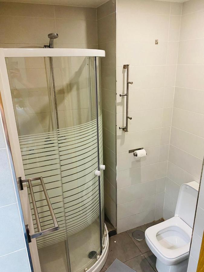 Apartamentos Urgel Madrid Luaran gambar